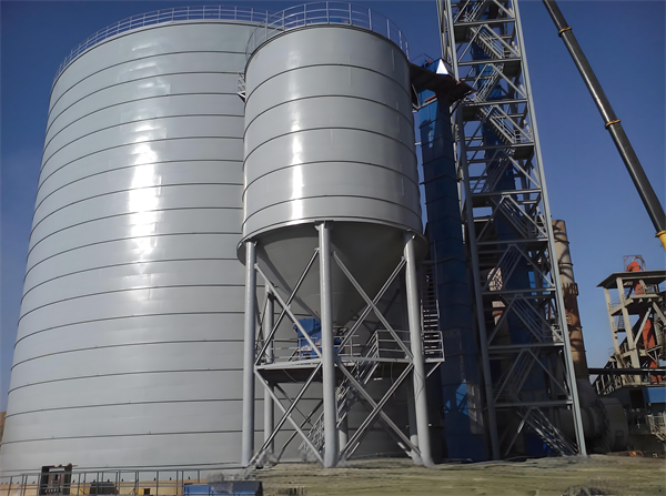 怒江大型粉煤灰仓建造施工周期探讨